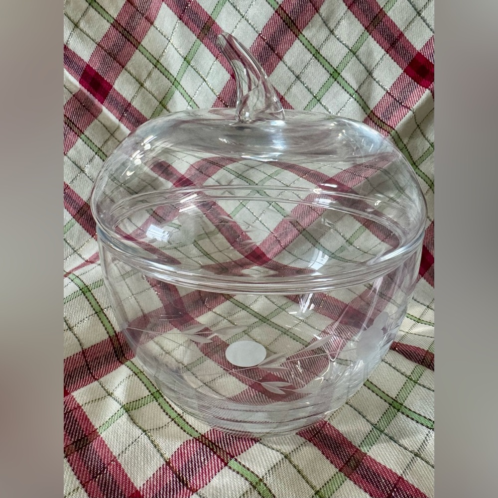 Princess House Heritage Crystal Apple Shaped Dish - Picture 4 of 10